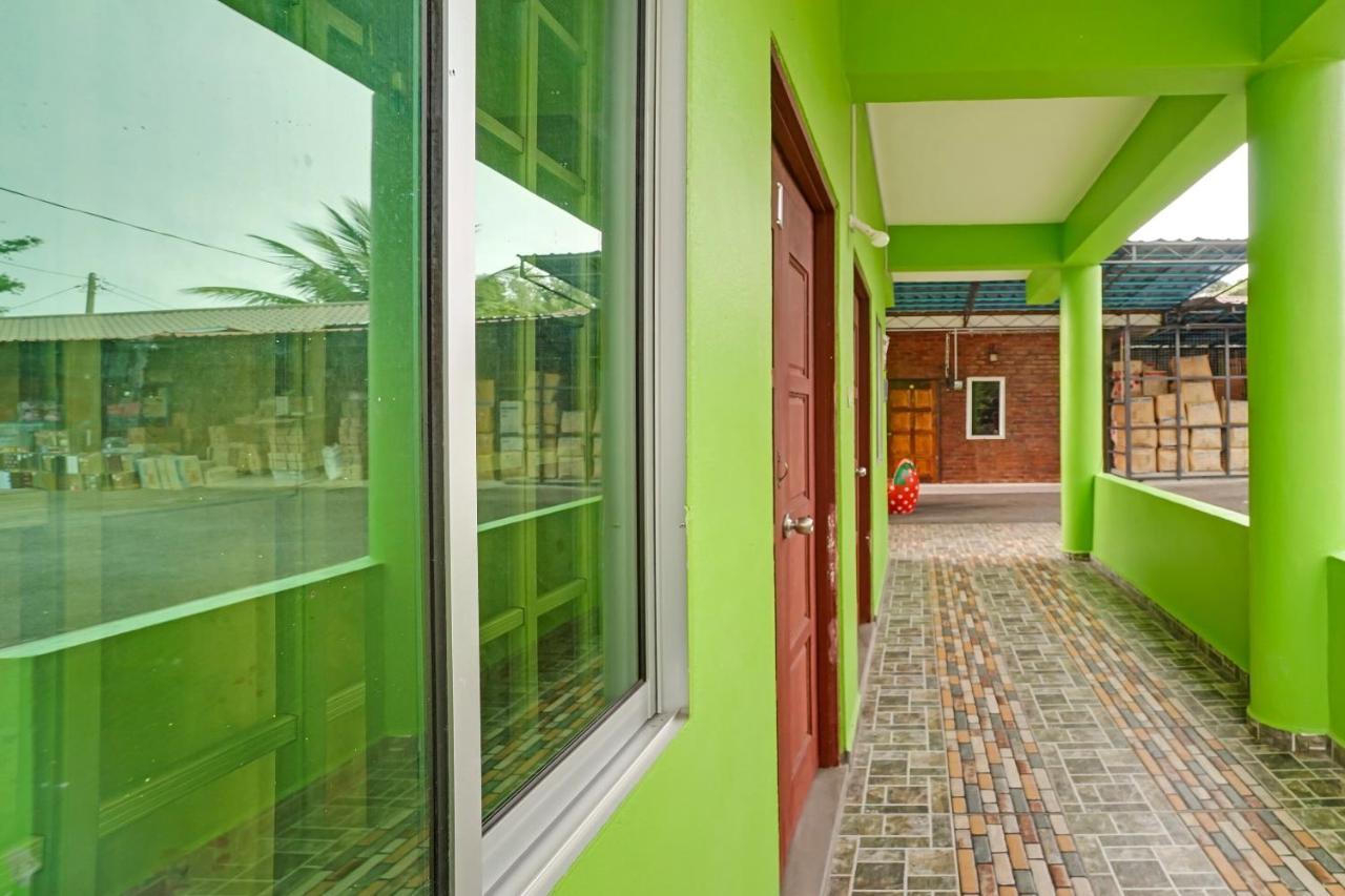 Oyo 90462 Padang Besar Green Inn Eksteriør billede