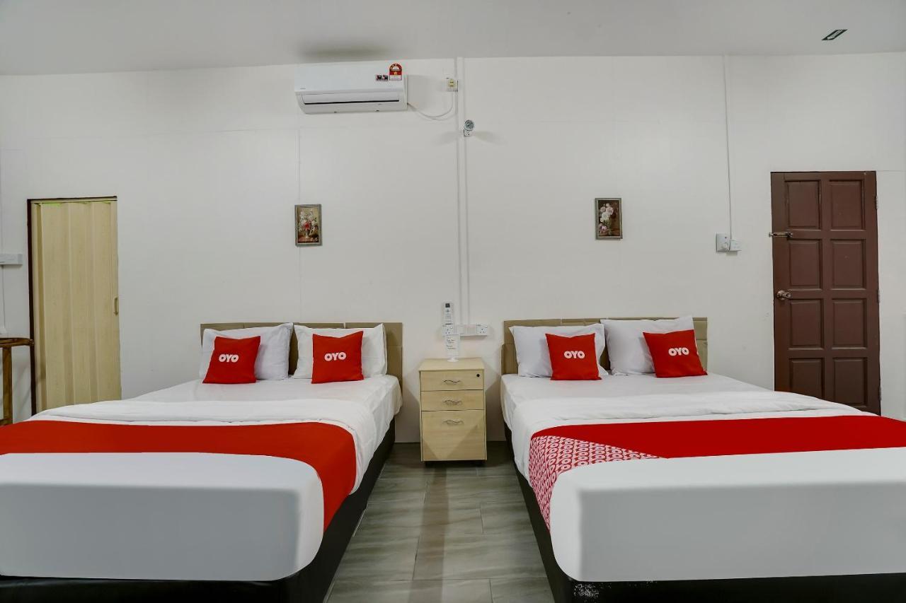 Oyo 90462 Padang Besar Green Inn Eksteriør billede