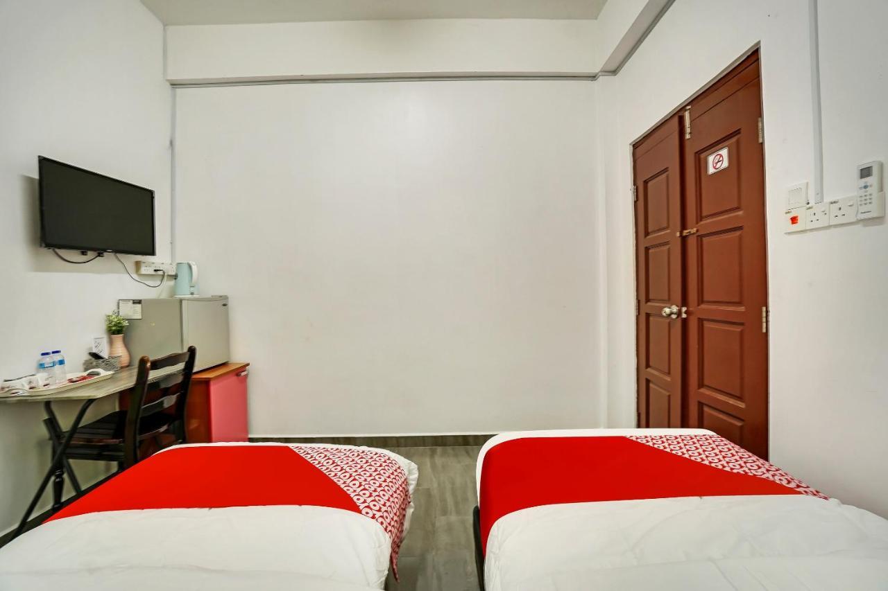 Oyo 90462 Padang Besar Green Inn Eksteriør billede